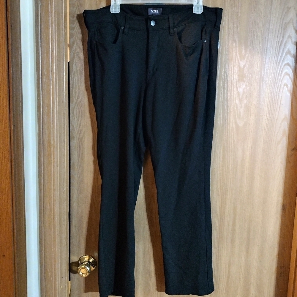 Nydj black Marilyn pull ons - Picture 3 of 5